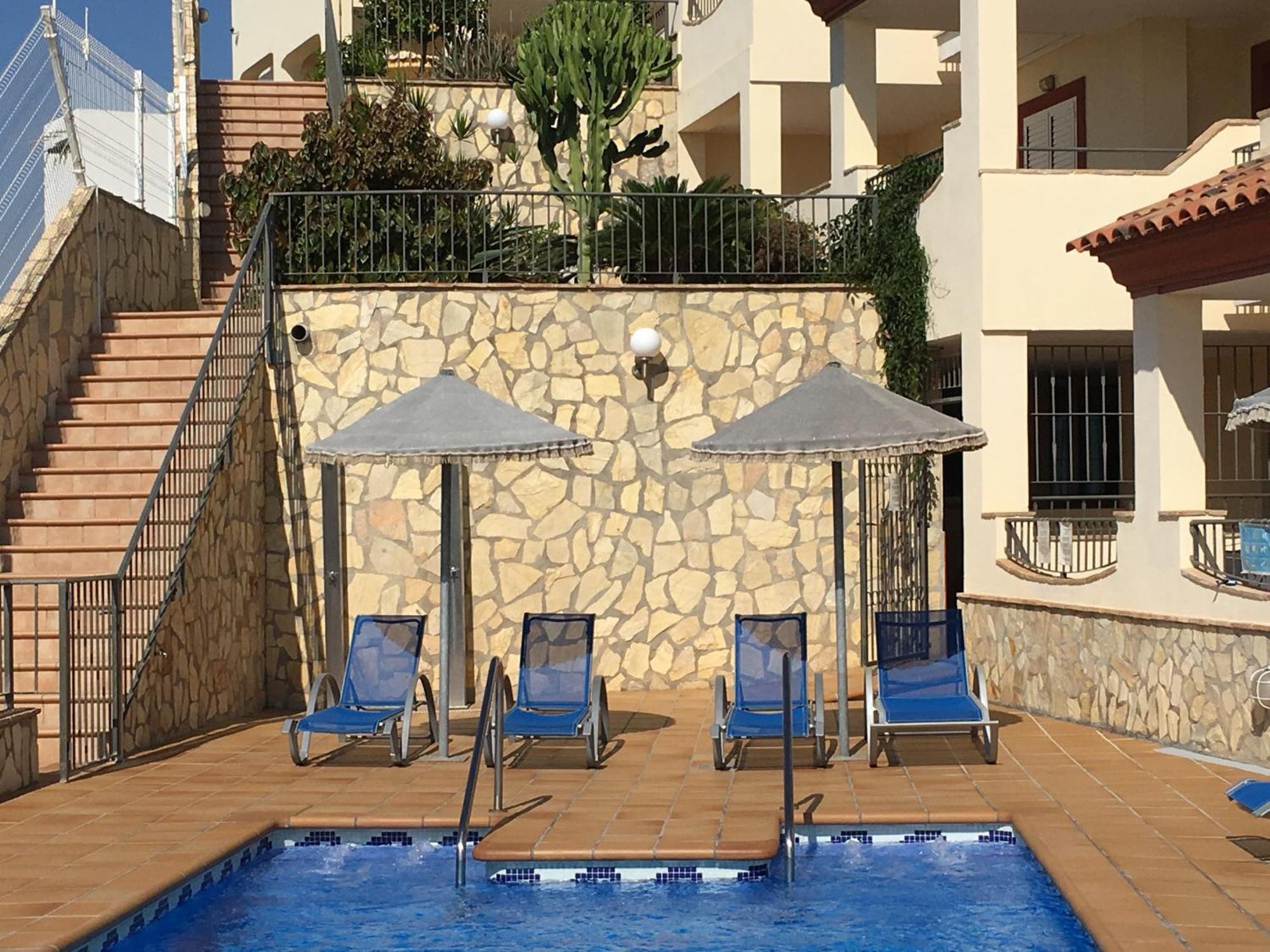 Apartamentos Turisticos Mirador Del Mar 폴로마레스 외부 사진
