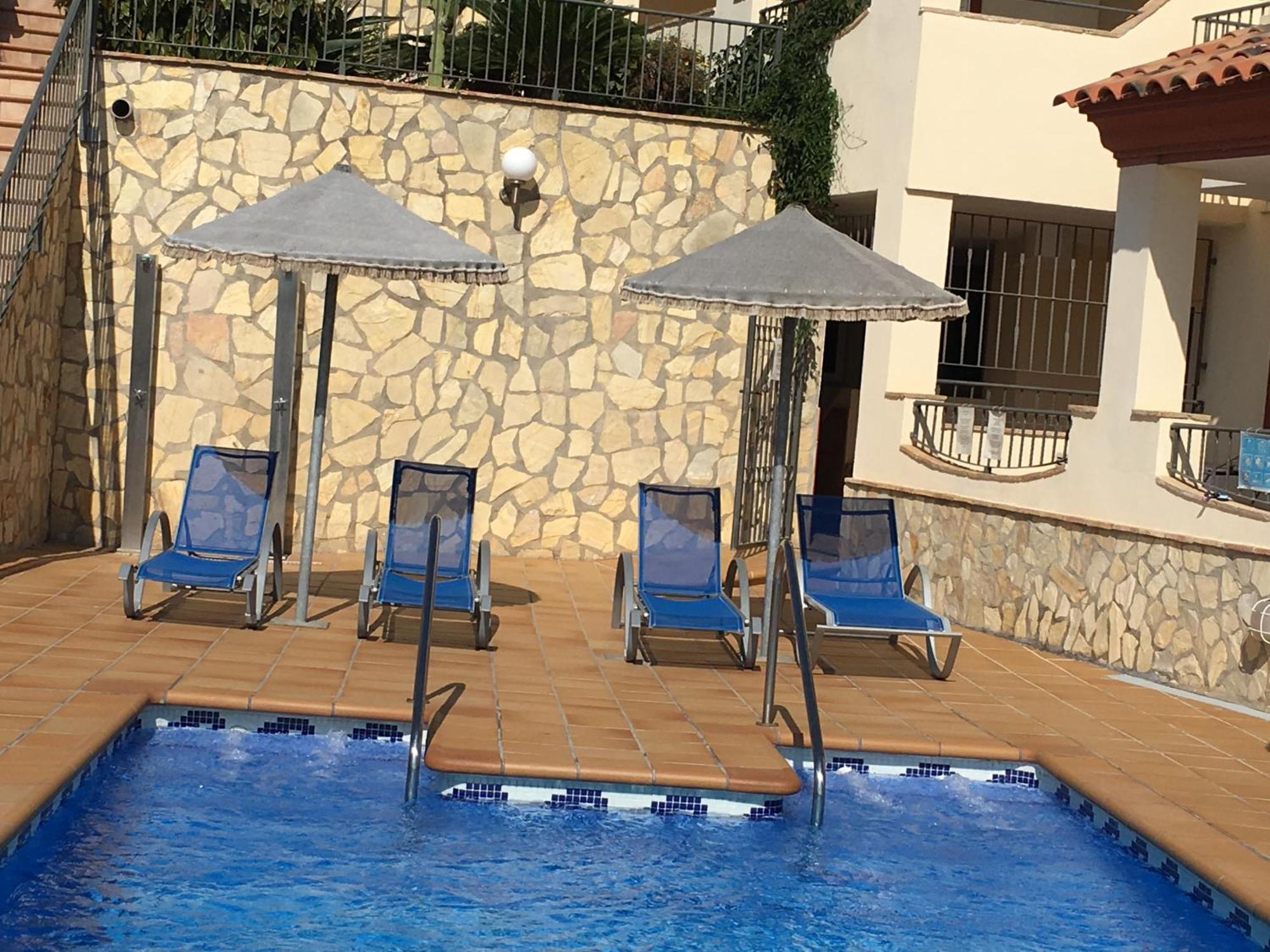 Apartamentos Turisticos Mirador Del Mar 폴로마레스 외부 사진